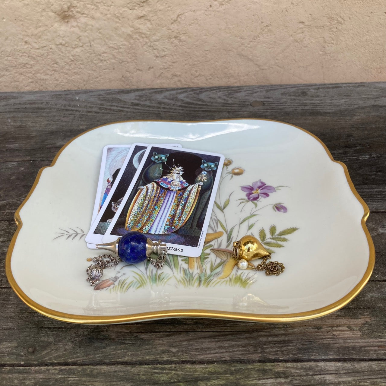 1950s German Porcelain Cake and Cookie Plate "Waldtraum" Jlmenau Graf von Henneberg, Mushroom Design